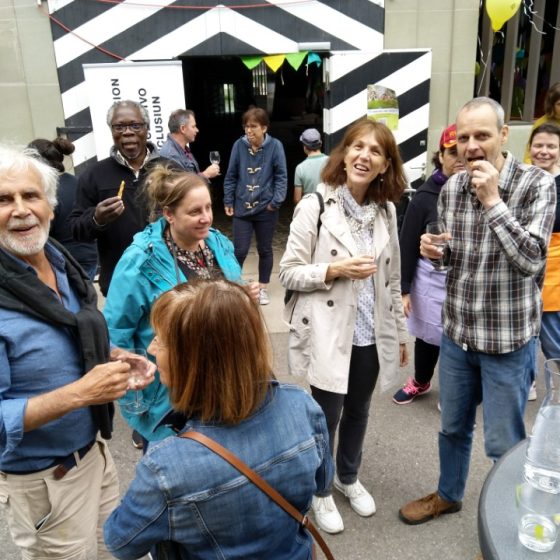 Ouverture sur la société